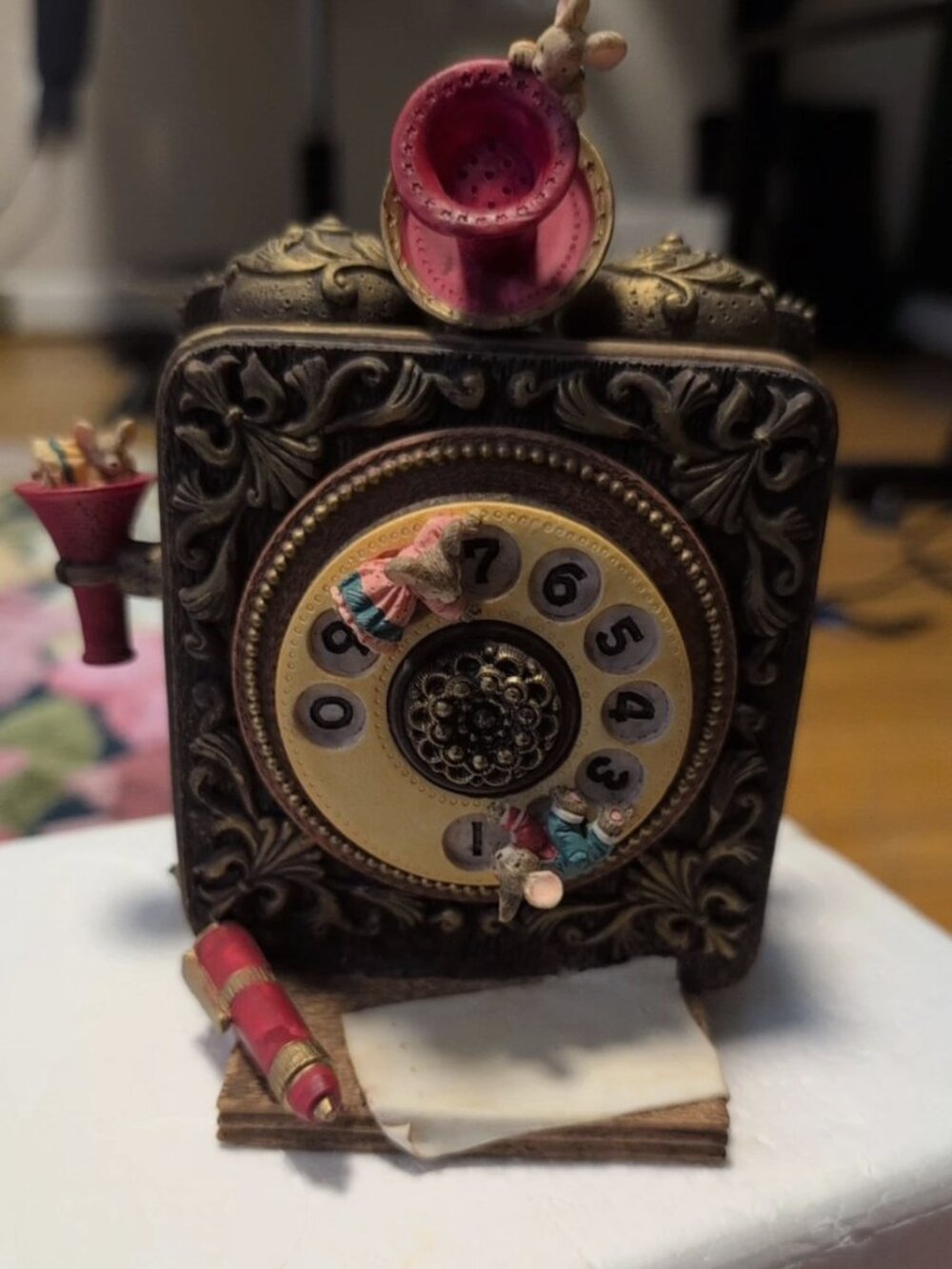 Sankyo Seiki vintage Music Box - "Raindrops On Roses"